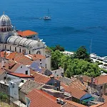 Tatil Evi Three-bedroom In *