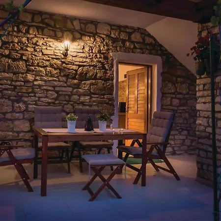 Luxurious Home In Mratovo *