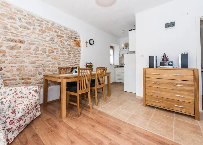 Three-bedroom In Vakantiehuis *