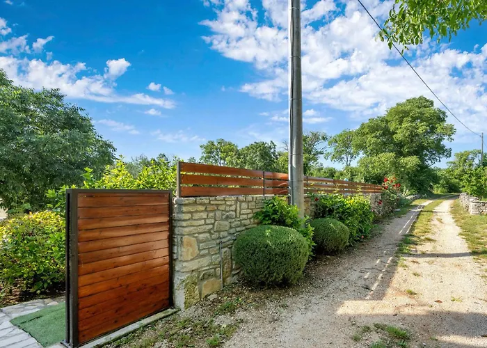 Three-bedroom In Vakantiehuis